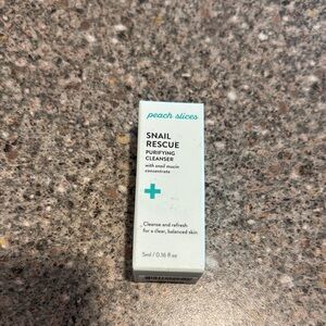 Peach slices snail rescue purifying cleanser